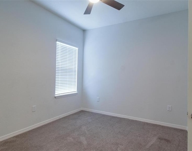 2286 Sunset Way - Photo Thumbnail 5