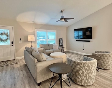 6944 Sw 179th Court Road - Photo Thumbnail 7