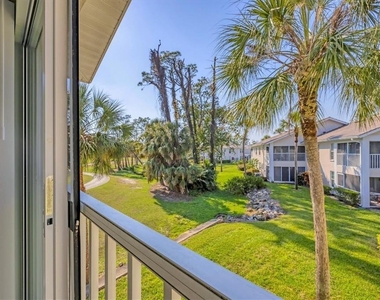 809 Montrose Drive - Photo Thumbnail 11