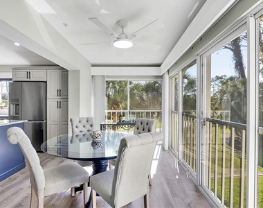 809 Montrose Drive - Photo Thumbnail 10