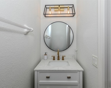 14462 Fort Worth Circle - Photo Thumbnail 31