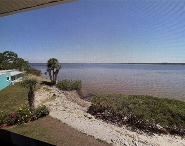 14459 River Beach Drive - Photo Thumbnail 13