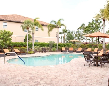 13711 Messina Loop - Photo Thumbnail 47