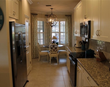 13711 Messina Loop - Photo Thumbnail 4