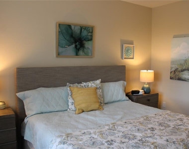 13711 Messina Loop - Photo Thumbnail 16