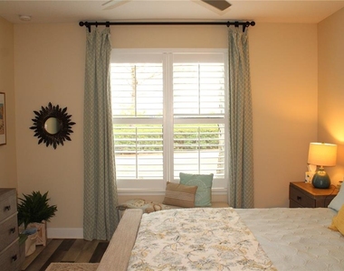 13711 Messina Loop - Photo Thumbnail 19