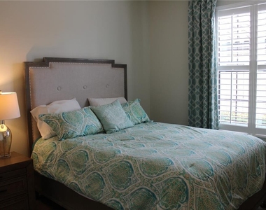 13711 Messina Loop - Photo Thumbnail 23