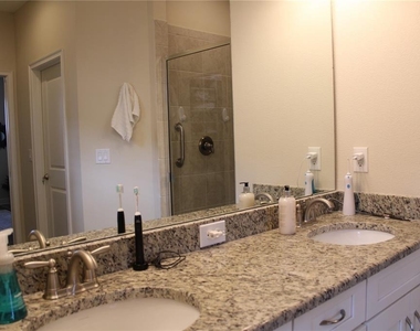 13711 Messina Loop - Photo Thumbnail 21