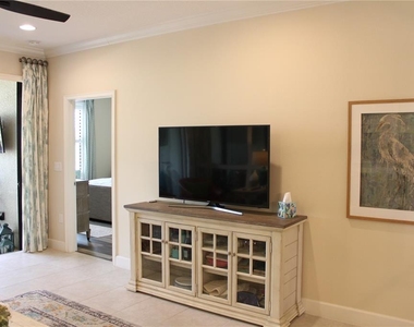 13711 Messina Loop - Photo Thumbnail 12