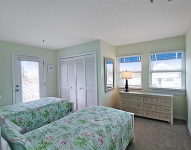 1206 Siesta Bayside Drive - Photo Thumbnail 44