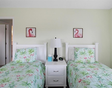 1206 Siesta Bayside Drive - Photo Thumbnail 47