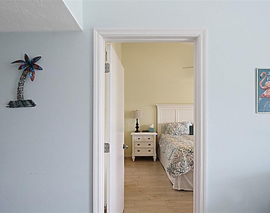 1206 Siesta Bayside Drive - Photo Thumbnail 25