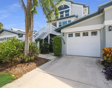1206 Siesta Bayside Drive - Photo Thumbnail 2