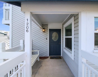 1206 Siesta Bayside Drive - Photo Thumbnail 4