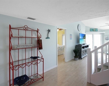 1206 Siesta Bayside Drive - Photo Thumbnail 15