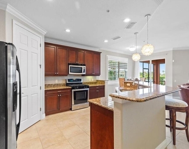 1143 Riverscape Street - Photo Thumbnail 10