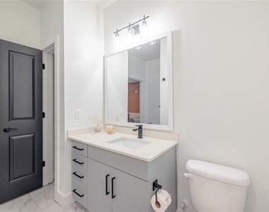 1420 Lakefront Drive - Photo Thumbnail 23