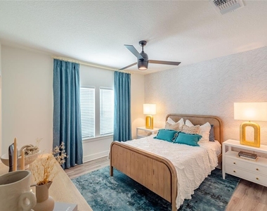 1420 Lakefront Drive - Photo Thumbnail 14