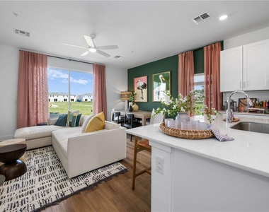 2480 Everson Street - Photo Thumbnail 1