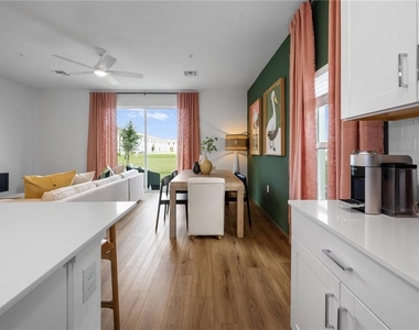 2480 Everson Street - Photo Thumbnail 8
