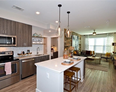 465 Memorial Drive Se - Photo Thumbnail 1