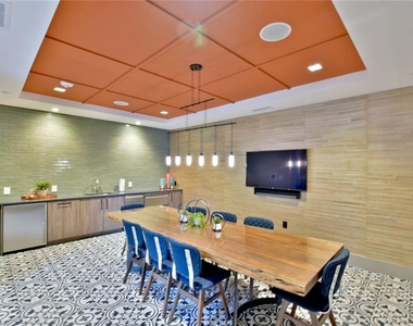 465 Memorial Drive Se - Photo Thumbnail 35