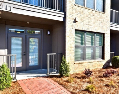 465 Memorial Drive Se - Photo Thumbnail 28