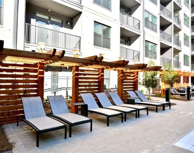 465 Memorial Drive Se - Photo Thumbnail 31