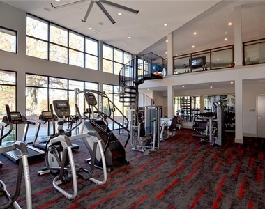 465 Memorial Drive Se - Photo Thumbnail 23