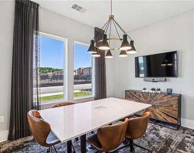 1296 Moreland Avenue Se - Photo Thumbnail 9