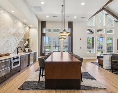 1296 Moreland Avenue Se - Photo Thumbnail 7
