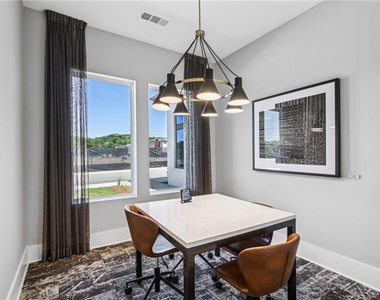1296 Moreland Avenue Se - Photo Thumbnail 1