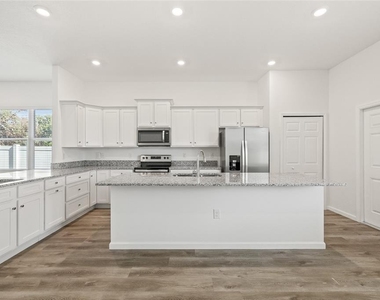 3005 E 17th Avenue - Photo Thumbnail 17