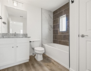 3005 E 17th Avenue - Photo Thumbnail 35