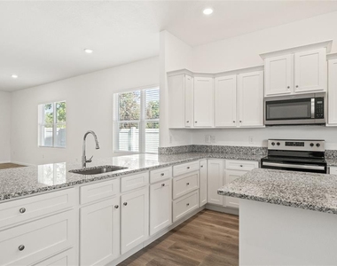 3005 E 17th Avenue - Photo Thumbnail 18