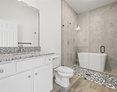 3005 E 17th Avenue - Photo Thumbnail 27