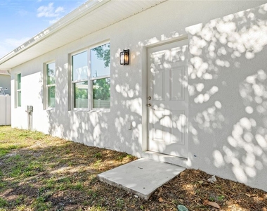 3005 E 17th Avenue - Photo Thumbnail 43