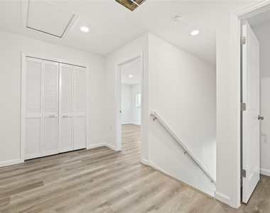 3005 E 17th Avenue - Photo Thumbnail 31