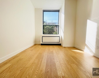 West 87th Street - Photo Thumbnail 1