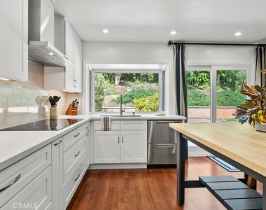 27242 Cordero Lane - Photo Thumbnail 10
