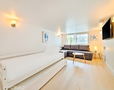 17016 7th Street - Photo Thumbnail 27