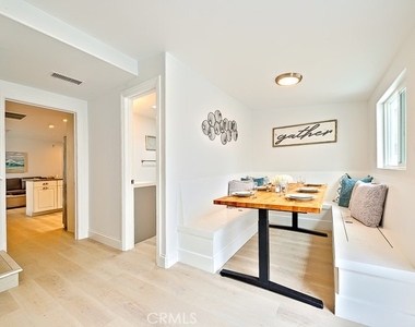 17016 7th Street - Photo Thumbnail 12