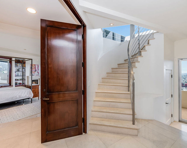 8690 Franklin Avenue - Photo Thumbnail 19