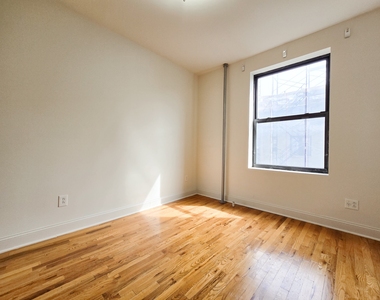 660 Fort Washington Avenue - Photo Thumbnail 8