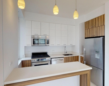 775 Columbus Ave - Photo Thumbnail 1