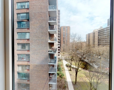 775 Columbus Ave - Photo Thumbnail 3