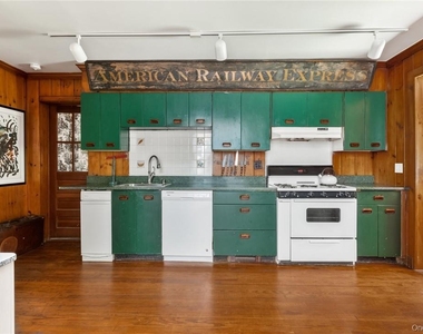 31 Kittredge Drive - Photo Thumbnail 12