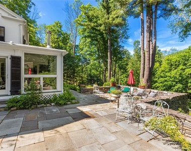 31 Kittredge Drive - Photo Thumbnail 24