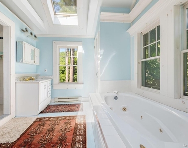 31 Kittredge Drive - Photo Thumbnail 22