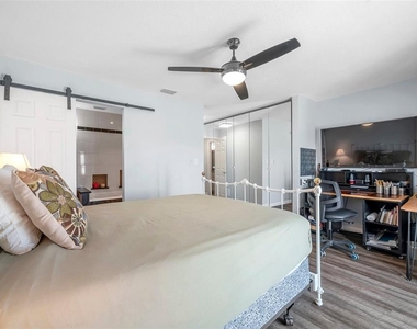 4768 Coquina Key Drive Se - Photo Thumbnail 20